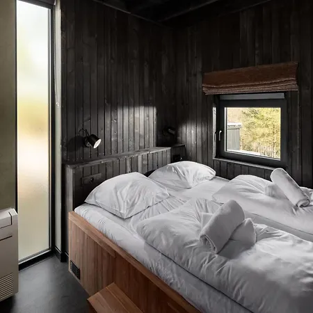 別荘 Beautiful With Sauna In A Natural Neufchâteau