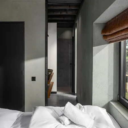 別荘 Beautiful With Sauna In A Natural Neufchâteau